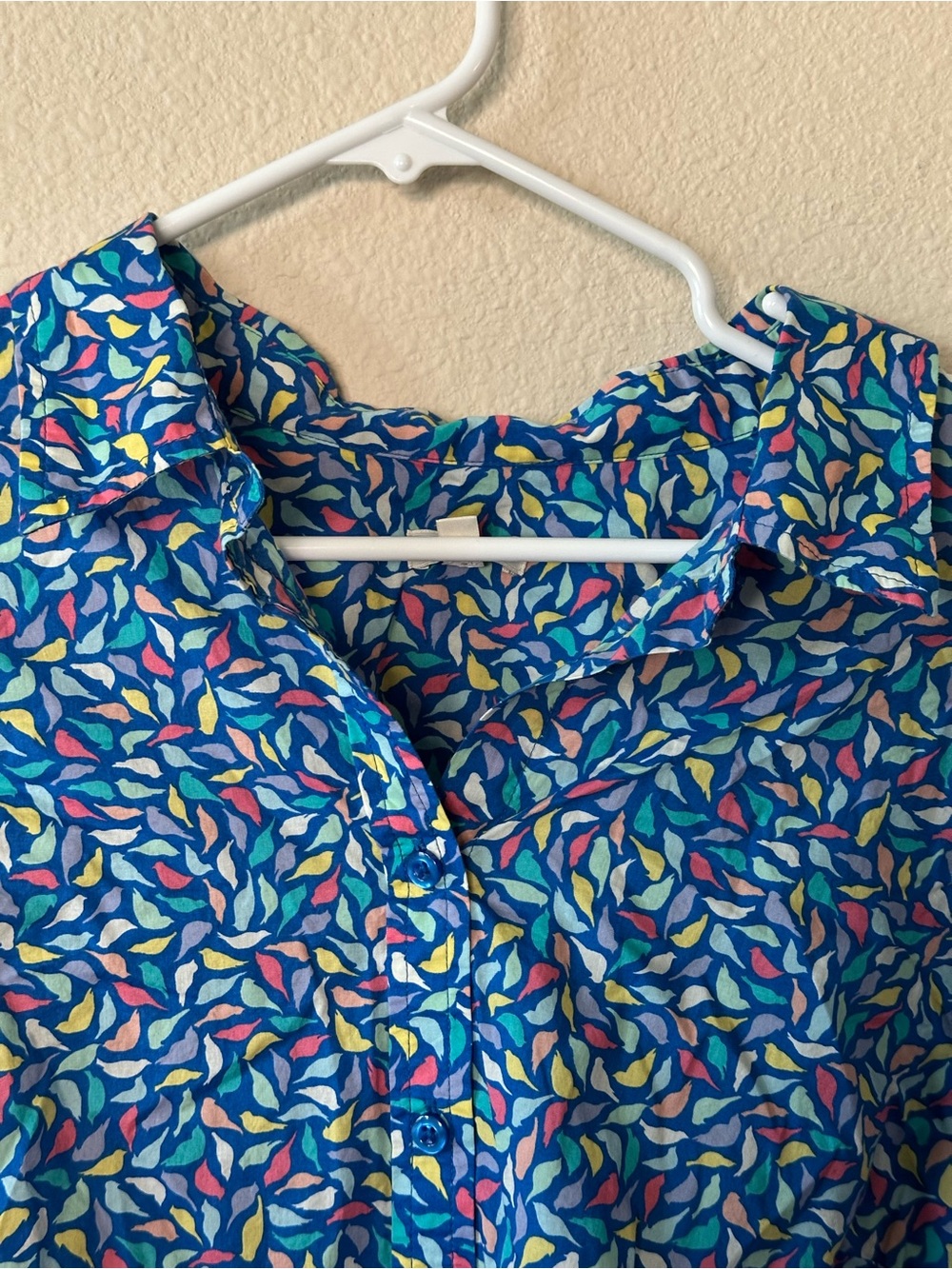 Talbots women's Blue Multicolor Leaf Print Button-Up Blouse size 2X/ NWOT 1009 - Picture 2 of 4